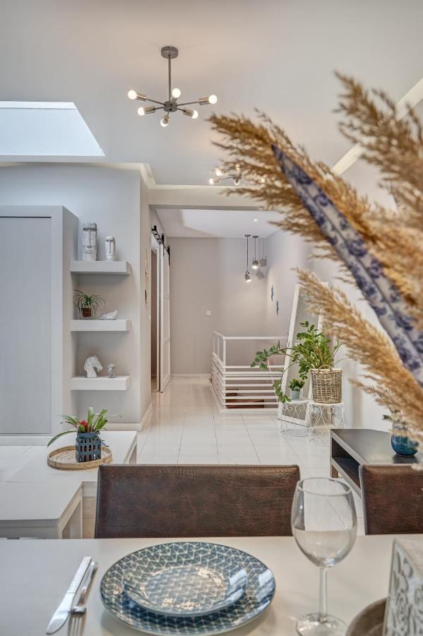 Old Town Luxury Velvet Apartment Rhodes City Esterno foto