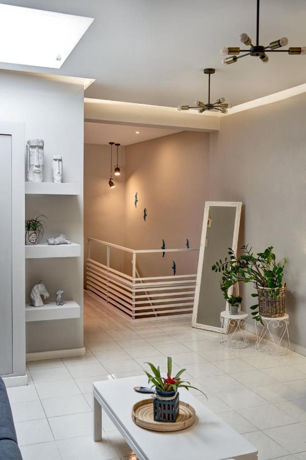 Old Town Luxury Velvet Apartment Rhodes City Esterno foto